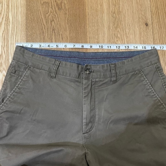 GURTEEN LIZARD SHORTS - 32 - Picture 8 of 11